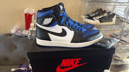 Nike Air Jordan 1 Retro High OG Royal Toe