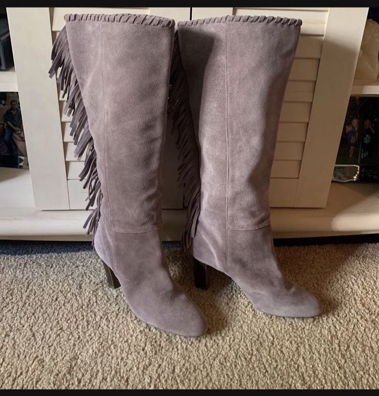 Fringed Suede Boots 