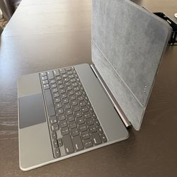 Apple Magic Keyboard for iPad 13-inch (M3)