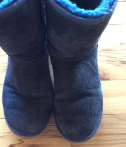 Navy blue ugg boots
