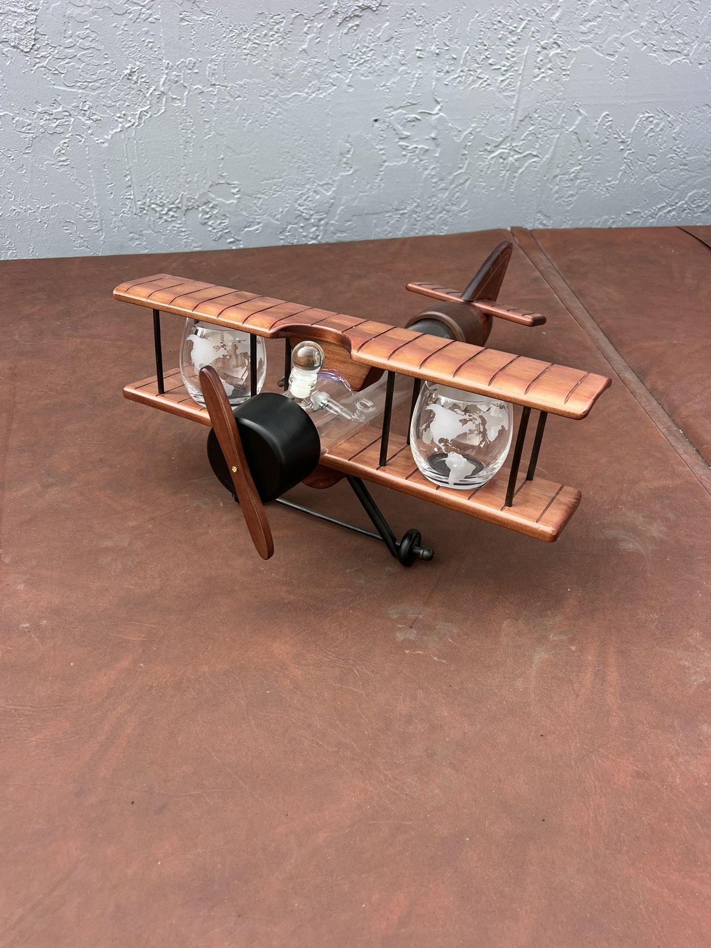 Reusable Wine Plane Bar Aircraft Wood Whiskey Decanters Set,Wooden Structure Whiskey Bottle Dispenser And 2 World Map Glasses For Liquor, Scotch