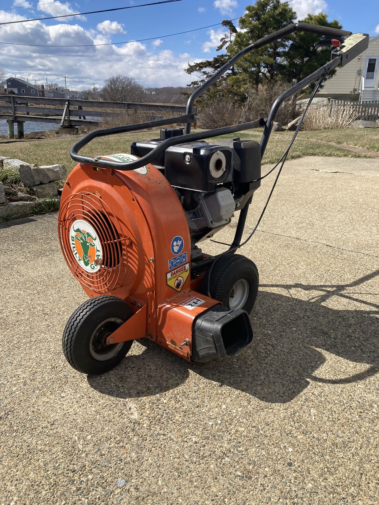 Billy Goat model qb1004 Leaf blower