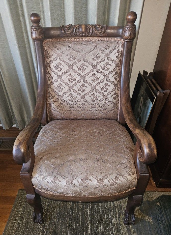 Antique Vintage Parlor/Accent Chair