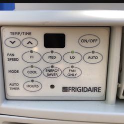 Frigidaire FAC084K7A4 8000 BTU AIR CONDITIONER 