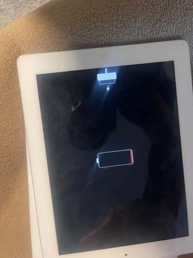 2 iPads 16gb And 32 Gb Need To He Jail Broken