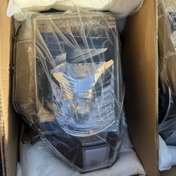 14-21 Toyota Tundra Black Clear Headlights