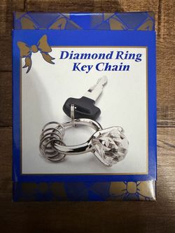 Vintage 2007 E&B Giftware Diamond Ring Keychain Faux Crystal 6 Key Rings NIB