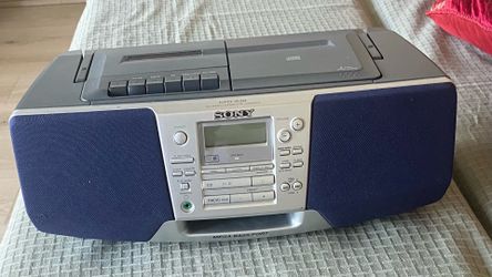 Sony boombox vintage