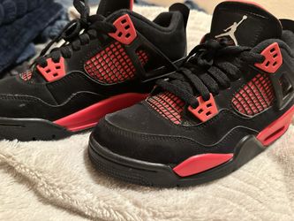 Jordan 4 Red Thunders
