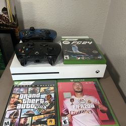 Xbox One S  with 3 Games And 2 Controllers 