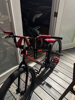 Red mafia bomma