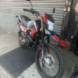 Brand New Raven 250cc Street Legal Manual  Dirt Bike 