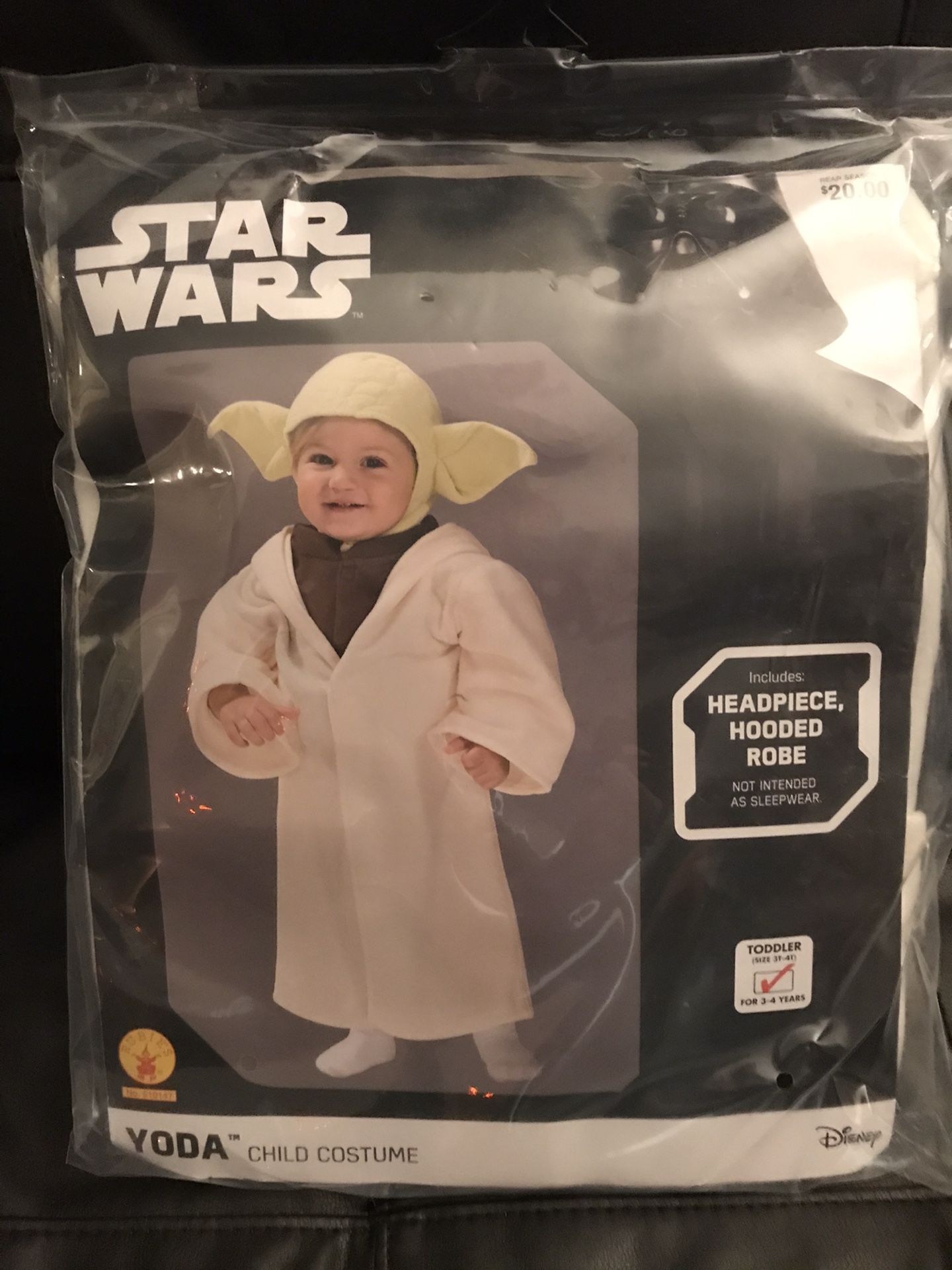 NEW YODA STAR WARS COSTUME SIZE 3-4 years