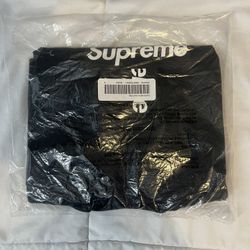 Supreme “Cross Box Logo” Black T-shirt Small