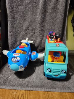 Fisher-Price Little People Travel Lot – Airplane & Food Truck – 7 Figures...
