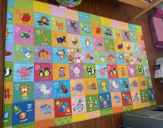 Reversible Baby Care Play Mat (large, Pinko & Friends)