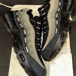 Nike Air Max 95 Undefeated La Brea Medium Olive