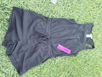 Summer one-piece outfit for women, sleeveless tank style with shorts