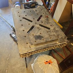 Dewalt Folding Work Table