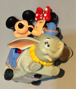 Disney Pullback Toy - Mickey and Minnie in Dumbo Disney parks toy