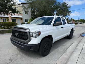 2020 TOYOTA TUNDRA DOUBLE CAB SR PERFECT CONDITIONS AS NEW