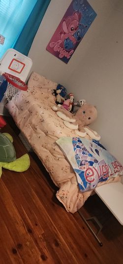 Twin bed