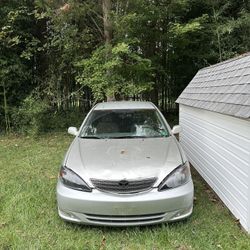 2004 Toyota Camry ( Please The Description) Hablo Español. 