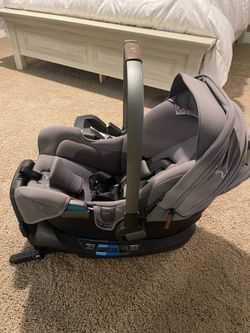 Infant car seat