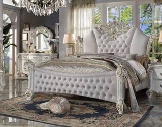 E KING BED FRAME TWO TONE IVORY FABRIC & ANTIQUE PEARL (AC) $1899  FREE LOCAL DELIVERY