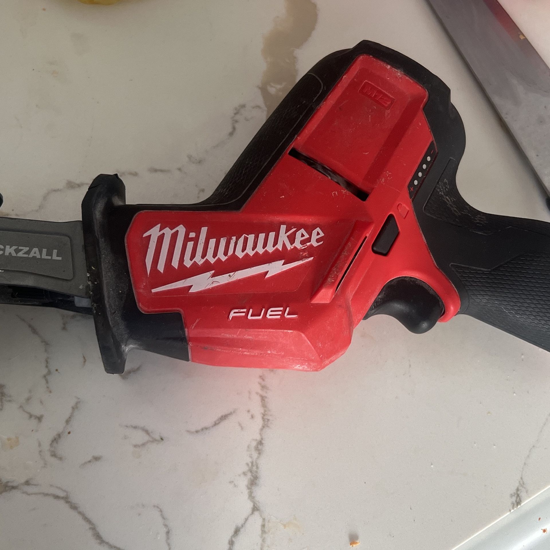 Milwaukee Hackzall