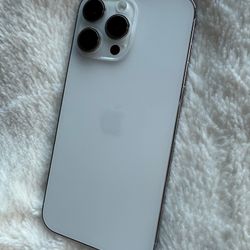 iPhone 14 Pro Max – 256GB (Unlocked) White 