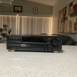 * TECHNICS * STEREO RECEIVER WITH HIGH QUALITY  H + AMPLIFIER SYSTEM . GREAT SOUNDING RECEIVER IN EXCELLENT CONDITION . MUST SEE TO APPRECIATE . 