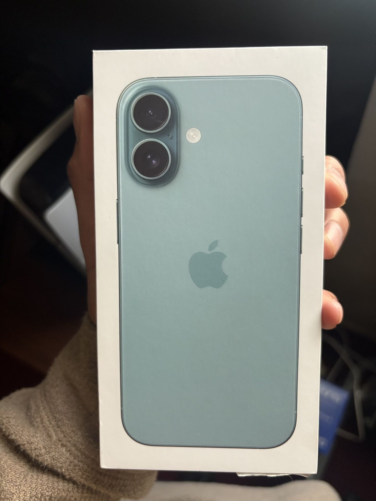 iPhone 16 Teal New