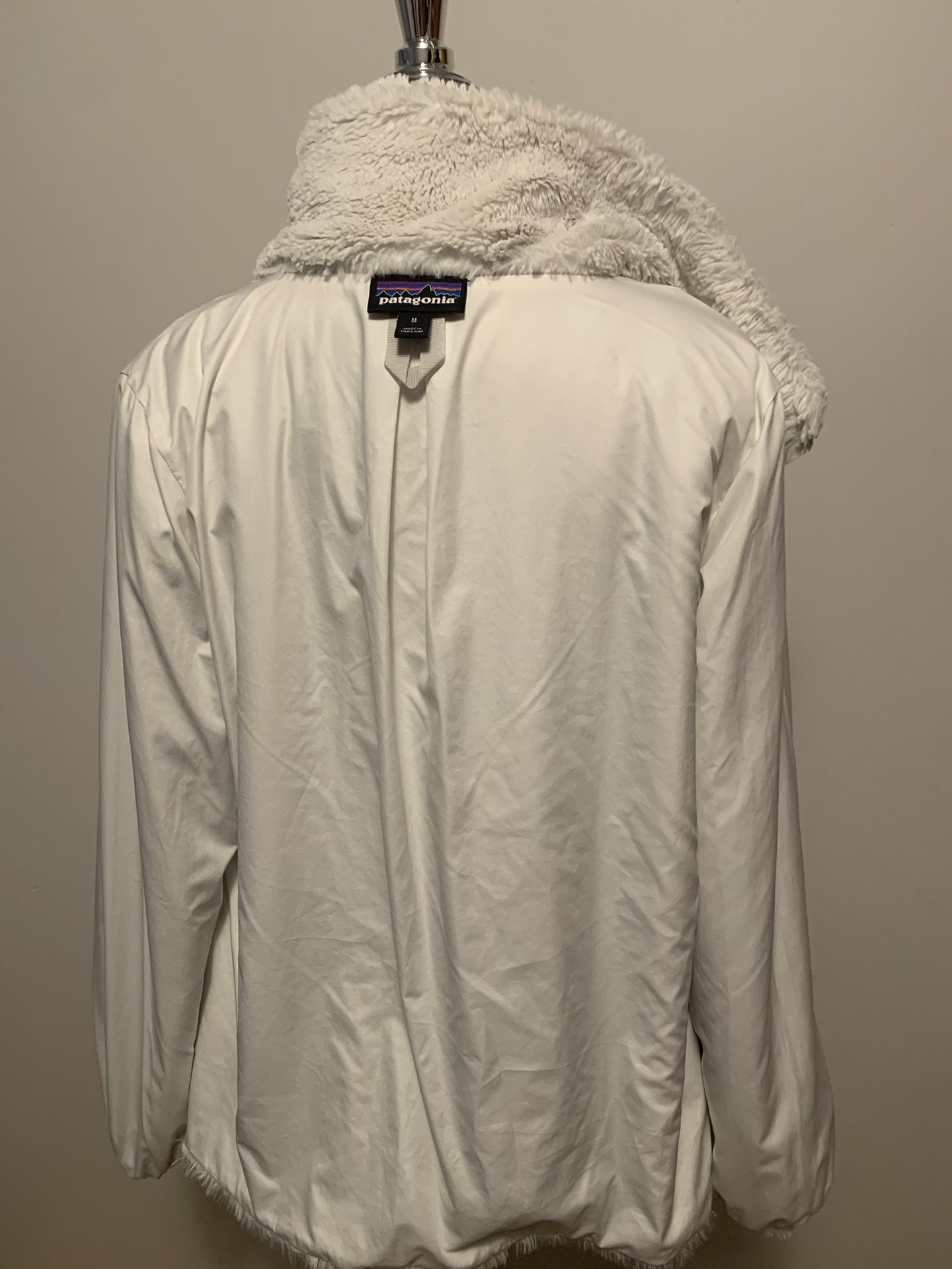Patagonia Jacket. Women Size Medium 
