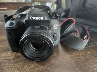 CANON EOS T6i