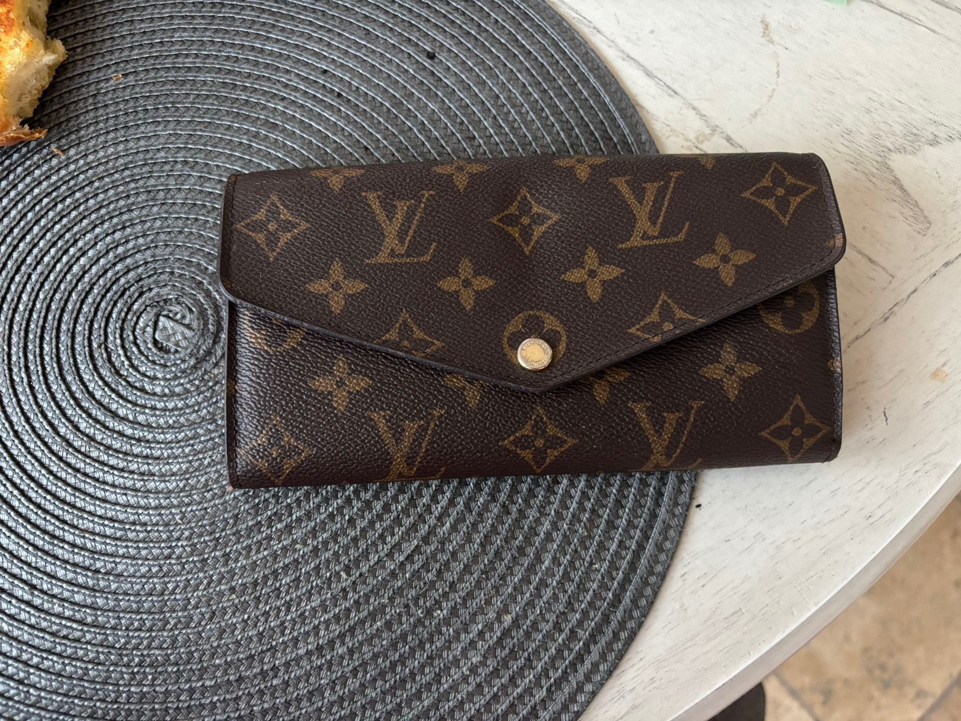 Louis Vuitton Wallet 