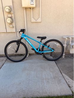 Schwinn Ranger 24” kid’s mountain bike