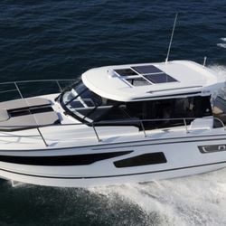 Brand New Jeanneau NC1095 powered by Yamaha 2 x 300 hp with Joystick , model 2025