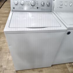 Kenmore   Super Capacity Auto Sensing Washer In Excellent working Condition Like New