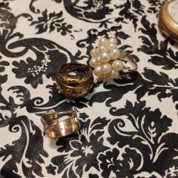 Rare Women Accessories 