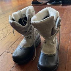 Thinsulate Boots