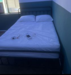 Metal full size bed frame