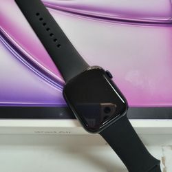 Apple Watch  Series 7 45mm  - 90 Days Warranty Included