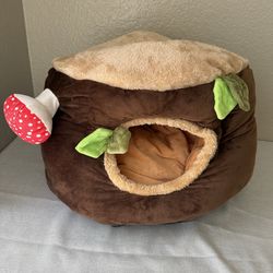 Mushroom cat house
