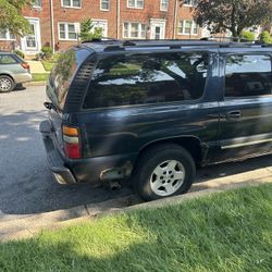 2004 Chevrolet Suburban
