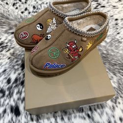 Palace skateboards ugg