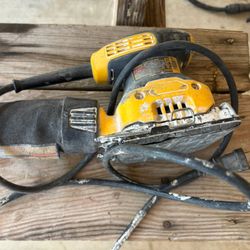 Palm Sander DeWalt