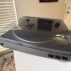 Aiwa PX-E855U Stereo Full Automatic Turntable 33/45 RPM Belt Drive 