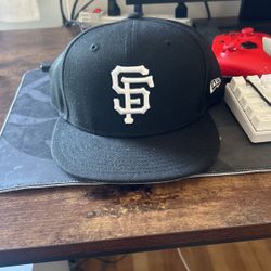7 3/8th Fitted Giants baseball Hat