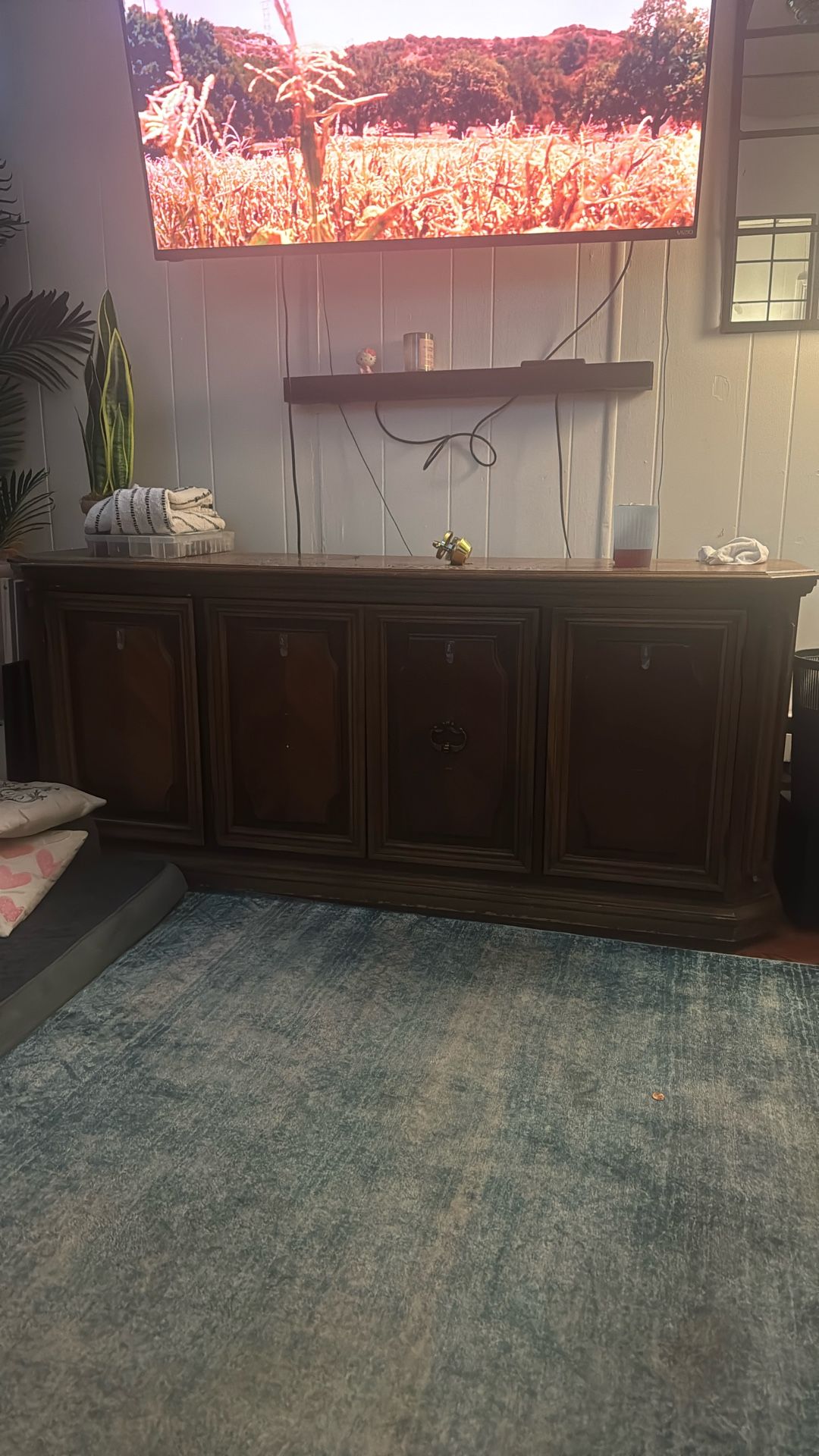 Vintage Storage Buffet – Great for DIY/Refurbishing